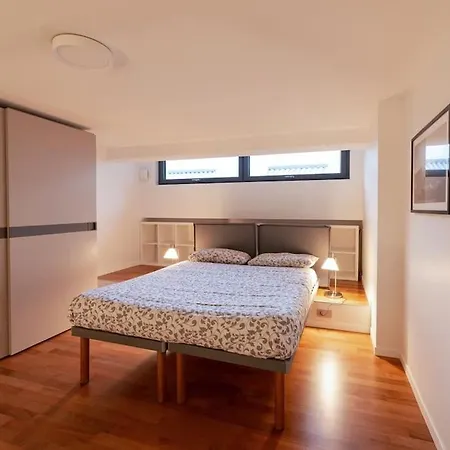 Trilino Apartmán Como